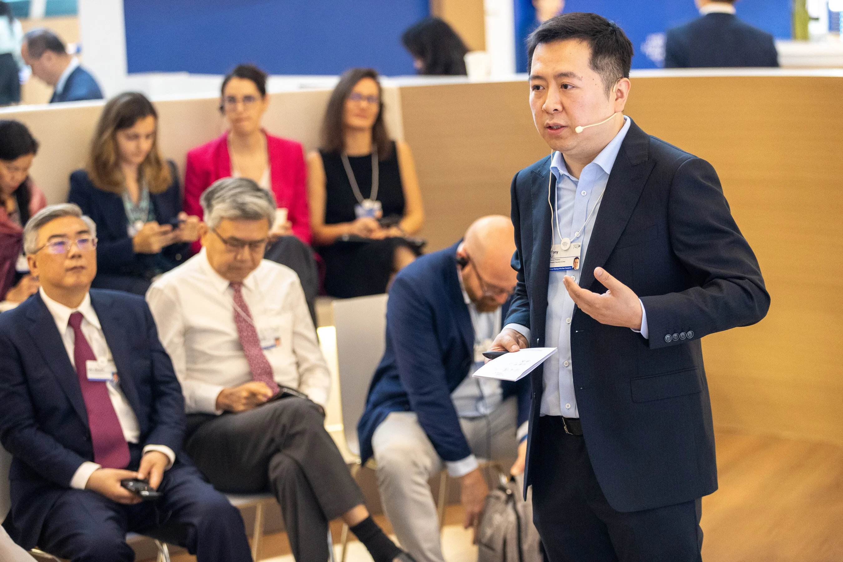 KEENON Robotics Explored 'Where Humans Meet Machines' at the World Economic Forum's Annual Meeting of the New Champions Dalian 2024: Robots Open The Door for AI to Enter The Physical World