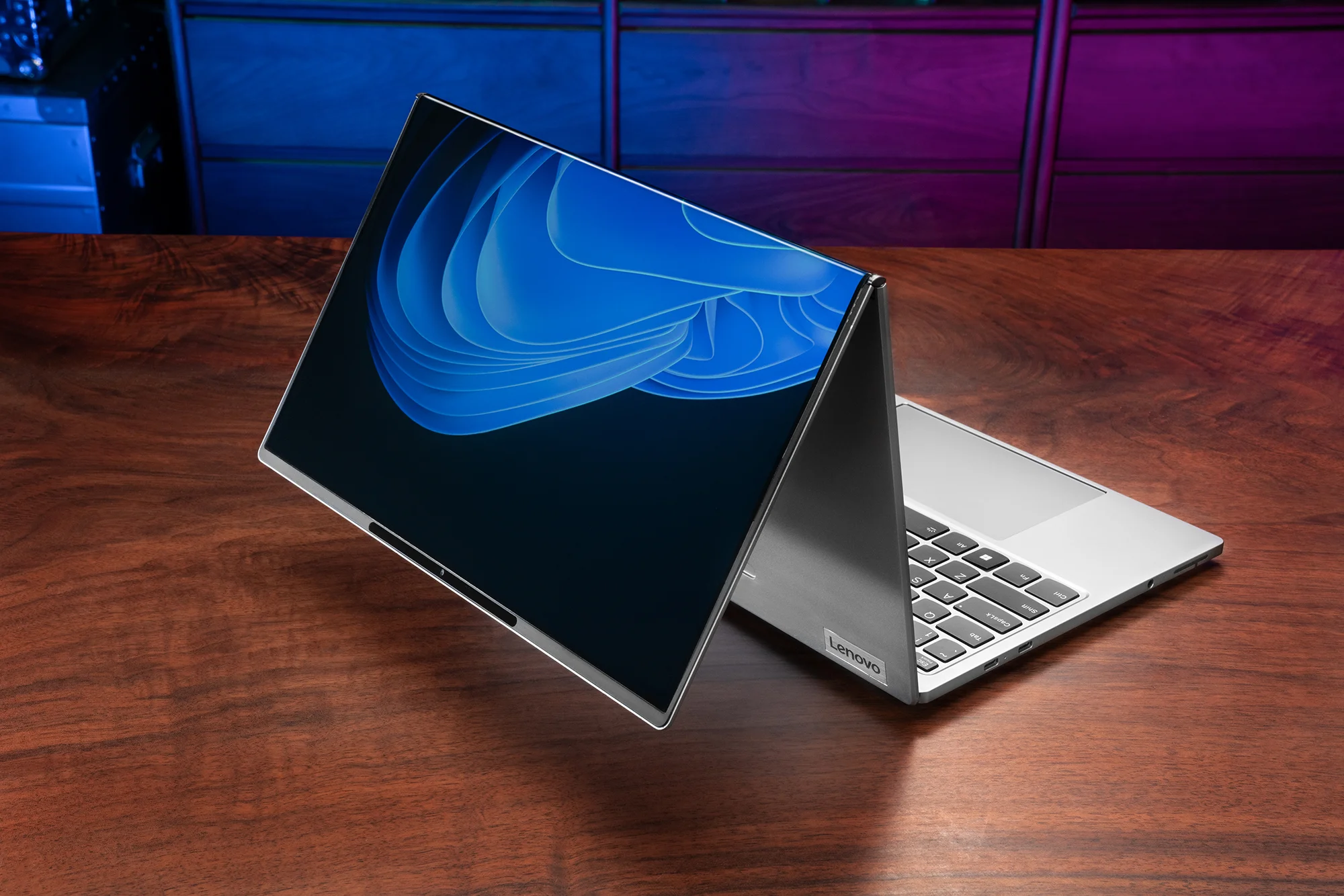 Lenovo™ at MWC 2025: Advancing AI-Powered Business Computing with Latest ThinkPad™, ThinkBook™, and Visionary Concept Devices