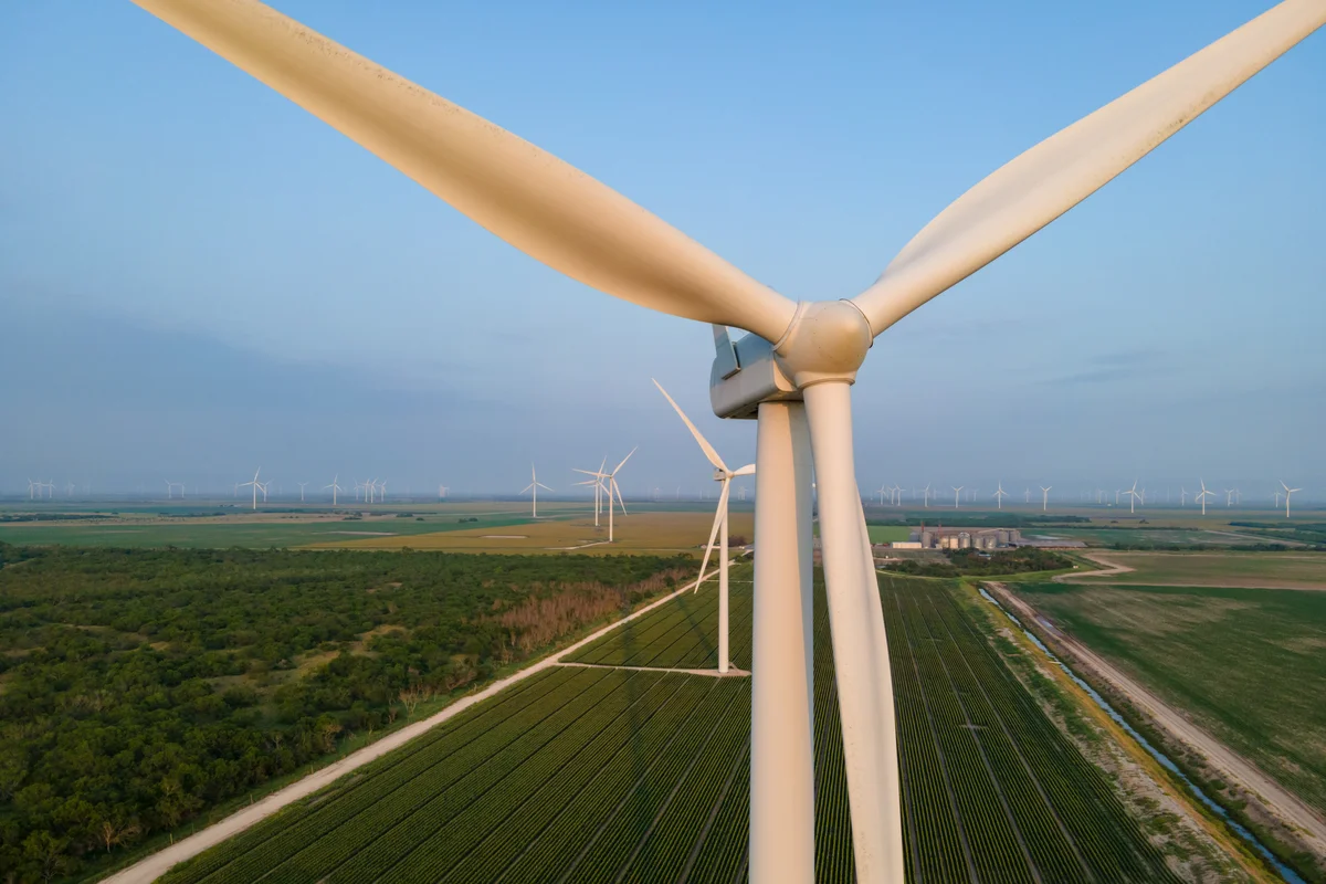 EDF Renewables North America and Masdar Sign Power Purchase Agreement with Soluna Holdings
